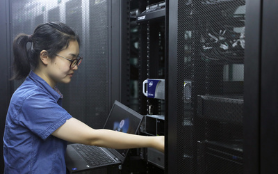 巡检机房守安全，信息服务保发展——记信息安全技术员纪妙的日常工作
